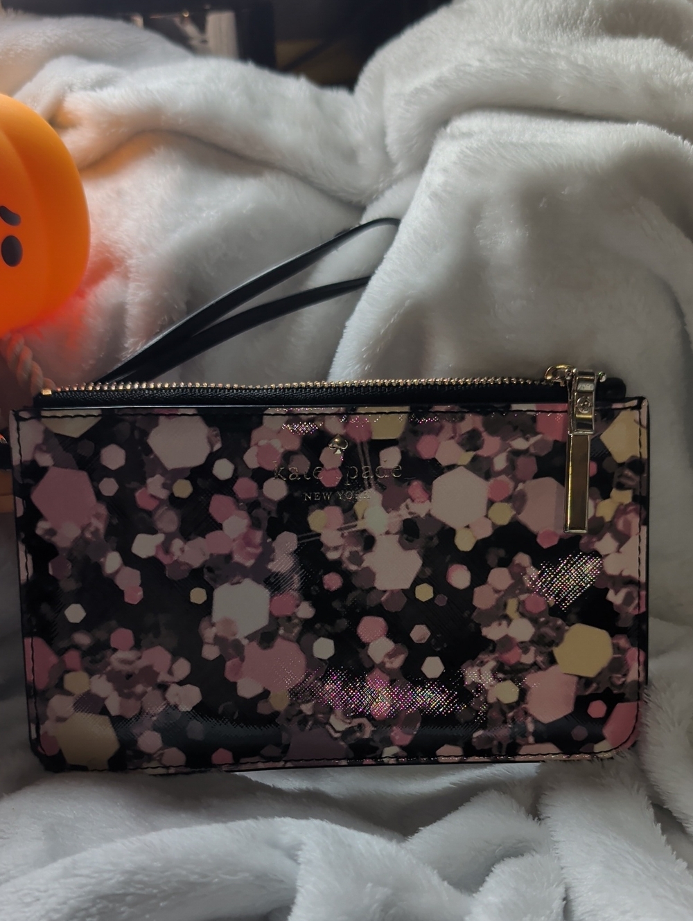 Kate Spade New York Grant Lane Slim Bee Wristlet